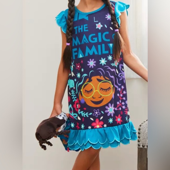 Encanto Pajamas.  Girls size 7.  New with Tags - Picture 2 of 5